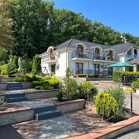 Mery Jan 民宿 Podhájska