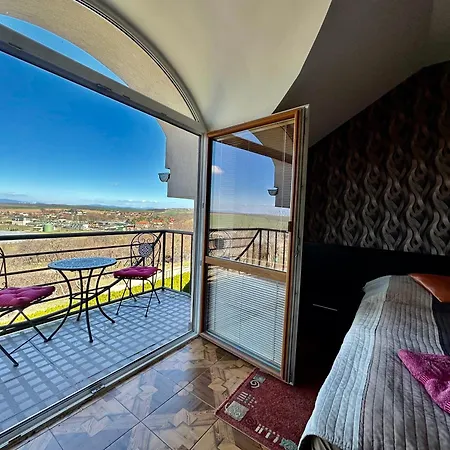 Mery Ján Podhájska