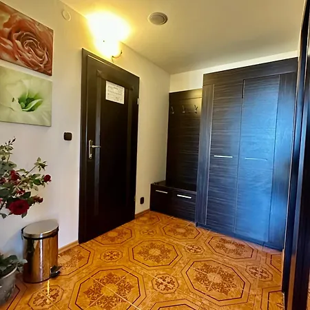 Mery Jan 民宿 Podhájska