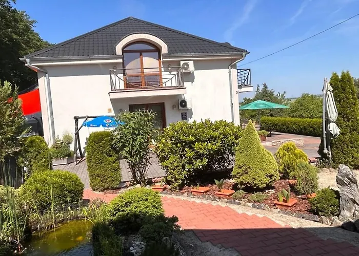 Mery Ján Habitación en casa particular Podhájska